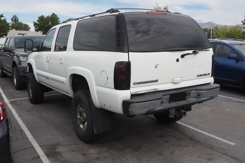 Used 2002 Chevrolet Suburban 2500 LT AWD/4WD image 4