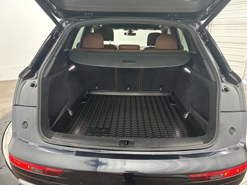 Used 2020 Audi Q5 2.0T Premium Plus w/ Premium Plus Package image 27