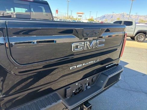 Used 2024 GMC Sierra 2500 Denali Ultimate w/ Max Trailering Package image 31