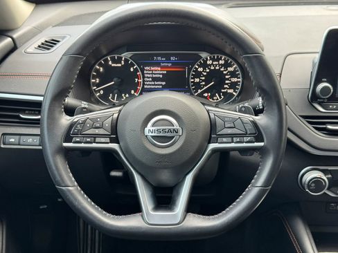 Used 2020 Nissan Altima 2.5 SR FWD image 30