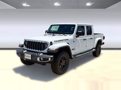 New 2026 Jeep Gladiator Sport