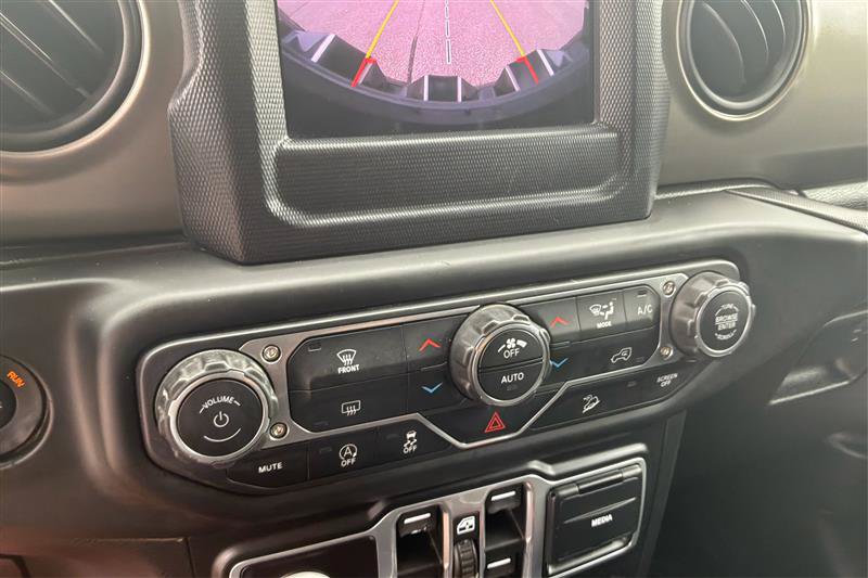 Used 2018 Jeep Wrangler Unlimited Sport S AWD/4WD image 29