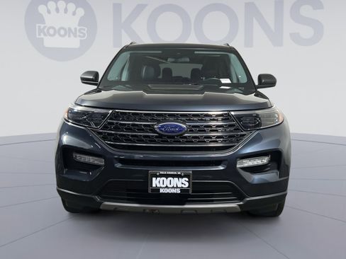 Used 2022 Ford Explorer XLT w/ Equipment Group 202A image 11