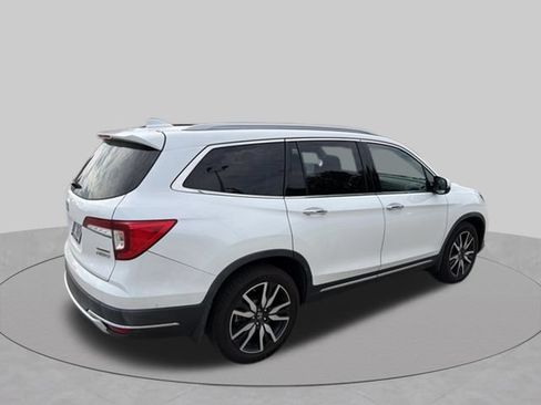 Used 2021 Honda Pilot Touring image 4