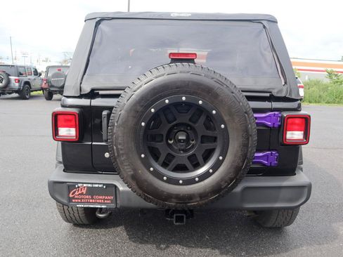 Used 2020 Jeep Wrangler Sport AWD/4WD image 28