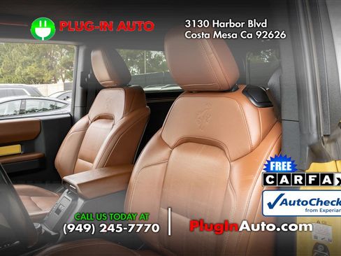 Used 2024 Ford Bronco Heritage Edition AWD/4WD image 7