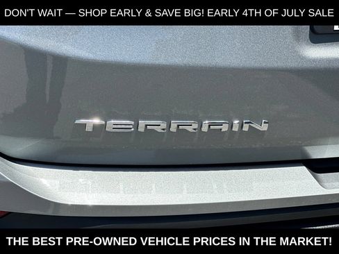 Used 2024 GMC Terrain SLE FWD image 37