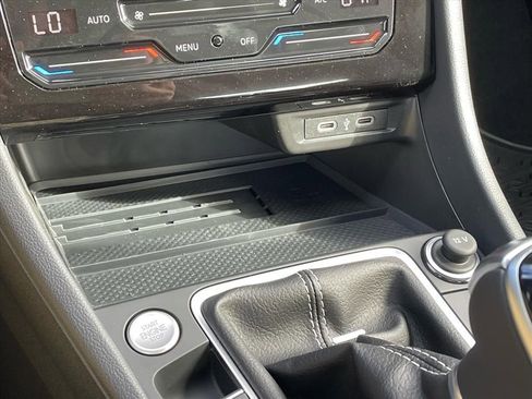 New 2026 Volkswagen Jetta SE image 18