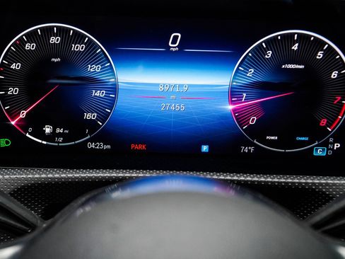 Used 2025 Mercedes-Benz CLA 250 image 30