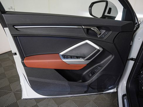 Used 2023 Audi Q3 2.0T Premium Plus w/ Premium Plus Package image 23