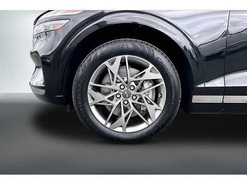 Used 2023 Genesis GV70 2.5T w/ Advanced Package AWD/4WD image 27