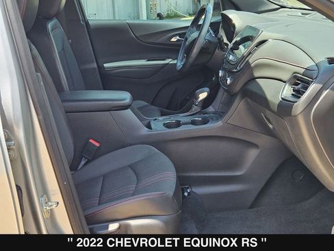 Used 2022 Chevrolet Equinox RS w/ Infotainment Package FWD image 30