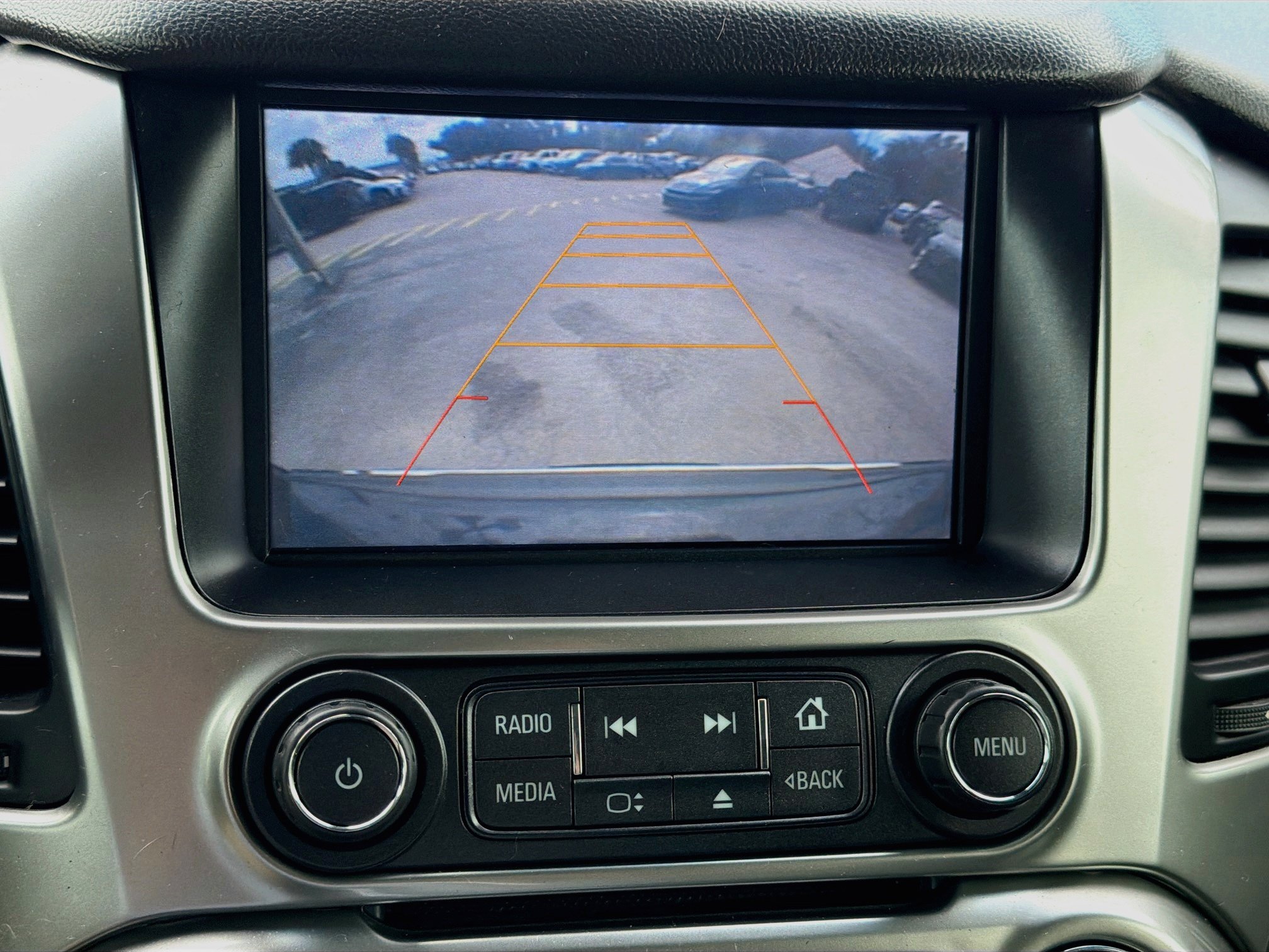 Used 2015 Chevrolet Suburban LTZ RWD image 36