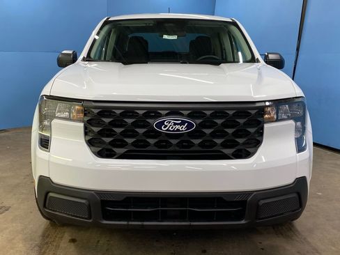 New 2025 Ford Maverick XL image 3