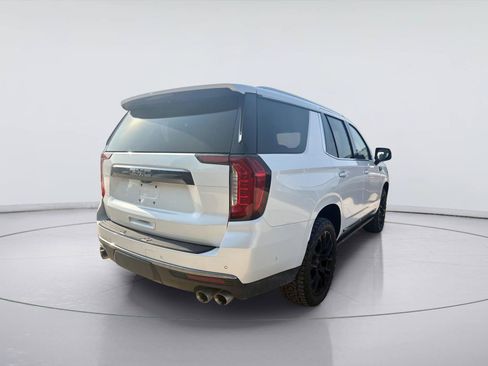 Used 2023 GMC Yukon Denali Ultimate AWD/4WD image 3