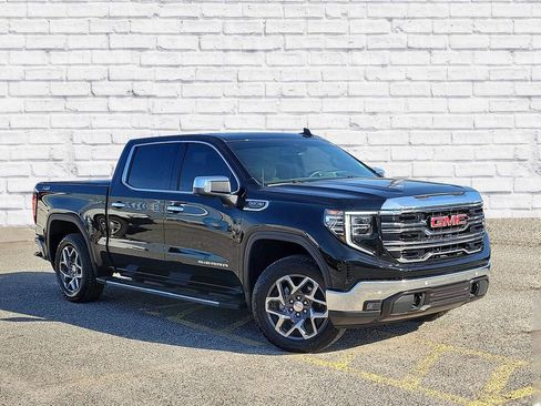 Used 2024 GMC Sierra 1500 SLT w/ SLT Premium Plus Package image 1