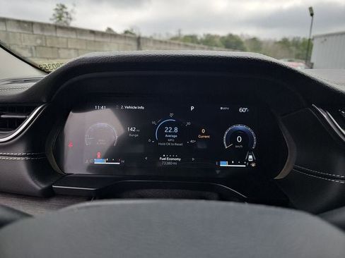 Used 2023 Jeep Grand Cherokee L Limited image 19