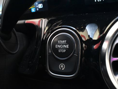 Used 2021 Mercedes-Benz GLA 35 AMG 4MATIC image 39