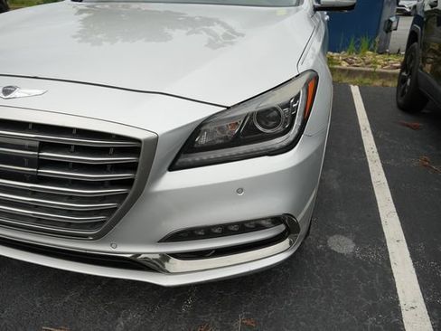 Used 2018 Genesis G80 3.8 w/ Option Group 02 RWD image 12