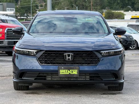 Used 2025 Honda Accord SE image 3