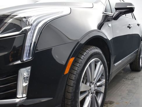 Certified 2025 Cadillac XT5 Premium Luxury image 37