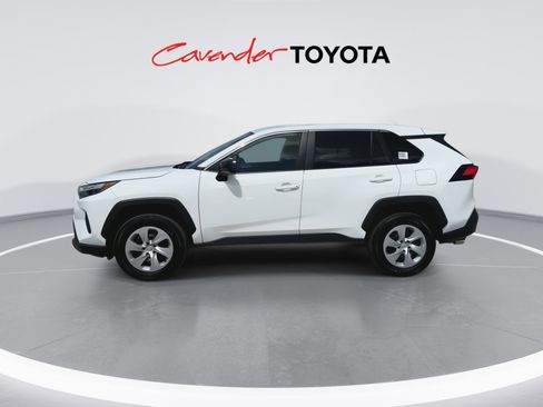 Certified 2025 Toyota RAV4 LE FWD image 5