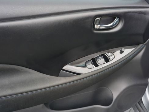 Certified 2023 Nissan Leaf SV Plus image 30