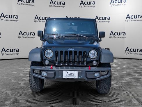 Used 2016 Jeep Wrangler Unlimited Rubicon AWD/4WD image 3