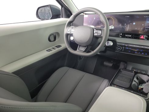 New 2026 Hyundai Ioniq 5 SEL image 5