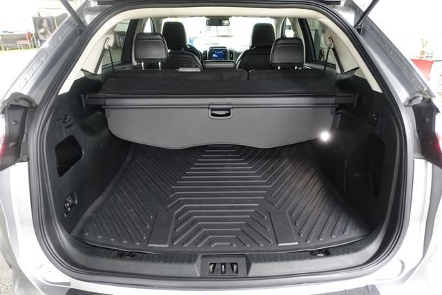 Used 2023 Ford Edge SEL AWD/4WD image 21