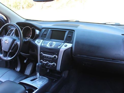 Used 2009 Nissan Murano SL w/ Technology Pkg FWD image 13