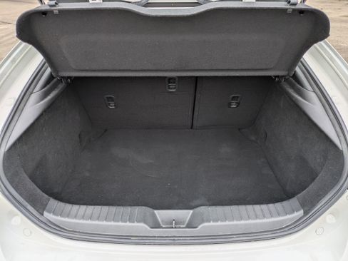Used 2022 MAZDA MAZDA3 s image 7