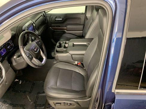 Used 2022 GMC Sierra 1500 SLT w/ Driver Alert Package II AWD/4WD image 30