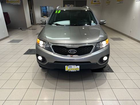 Used 2013 Kia Sorento EX FWD image 19