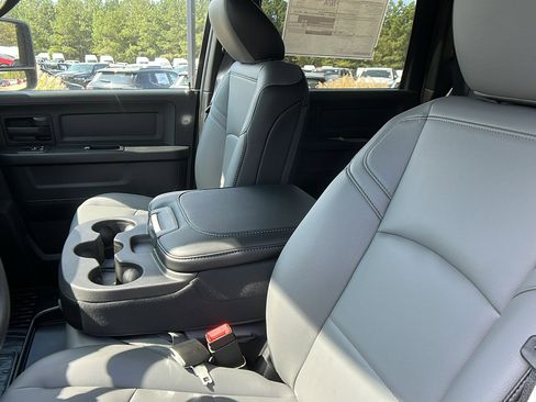 New 2026 RAM 4500 Tradesman w/ Chrome Appearance Group image 18