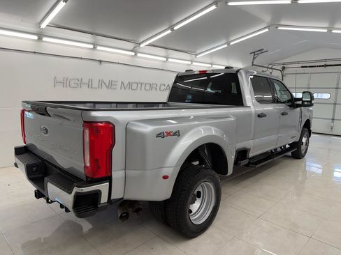 Used 2023 Ford F350 XLT AWD/4WD image 4