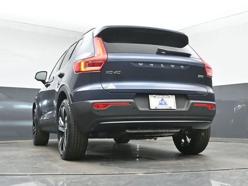New 2026 Volvo XC40 B5 Plus w/ Climate Package AWD/4WD image 44