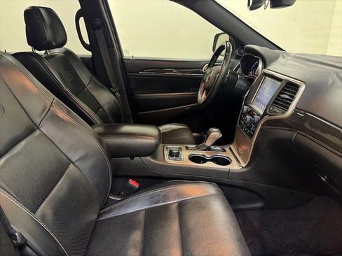 Used 2016 Jeep Grand Cherokee Overland image 34