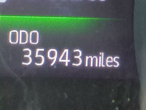 Used 2022 Toyota Camry XLE image 29