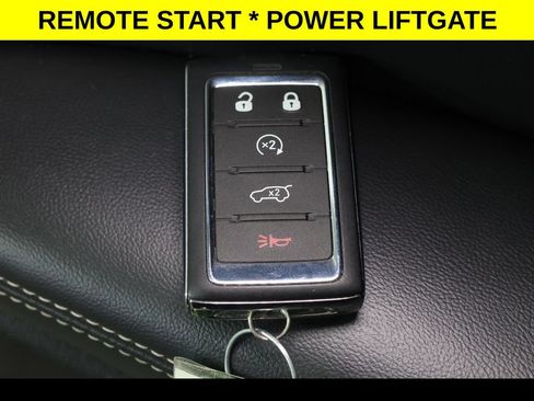 Used 2024 Jeep Grand Cherokee L Altitude AWD/4WD image 12