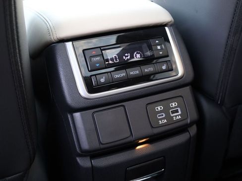 New 2026 Subaru Ascent Limited AWD/4WD image 26