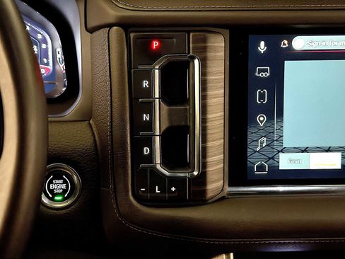 Used 2023 GMC Yukon XL Denali image 18