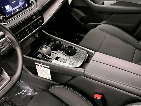 New 2026 Nissan Rogue S FWD image 9