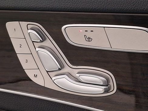 Used 2021 Mercedes-Benz C 300 C 300 image 26