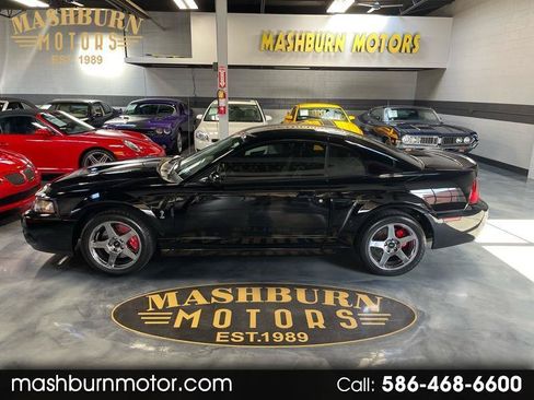 Used 2004 Ford Mustang Cobra RWD image 1