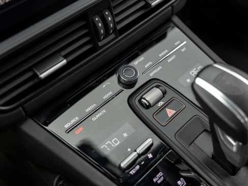 Certified 2023 Porsche Cayenne Turbo GT AWD/4WD image 41