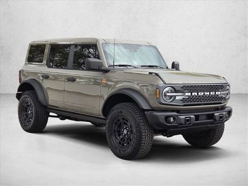 New 2026 Ford Bronco Badlands image 5