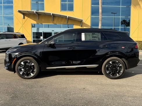 New 2026 Kia Sportage SX FWD image 2