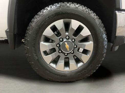 New 2026 Chevrolet Silverado 2500 LT image 37