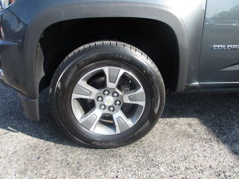 Used 2015 Chevrolet Colorado Z71 AWD/4WD image 13
